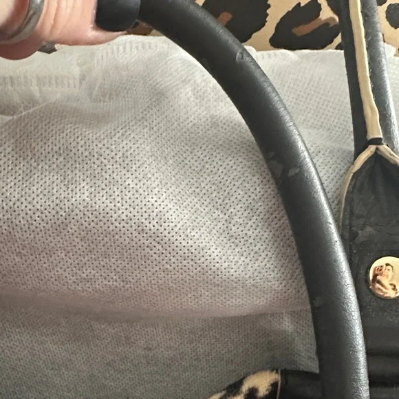 Juicy Couture Leopard Print Satchel with Black Accents - Picture 6 of 8